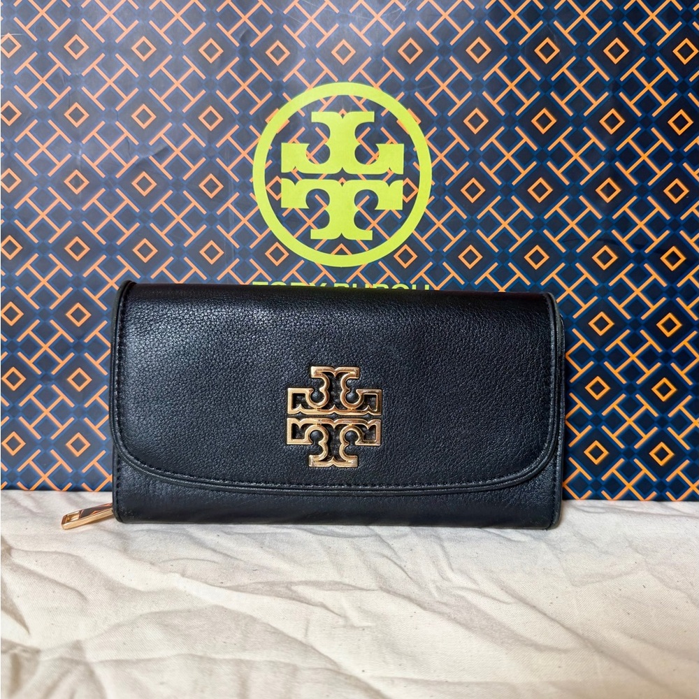 Tory Burch Black Britten wallet